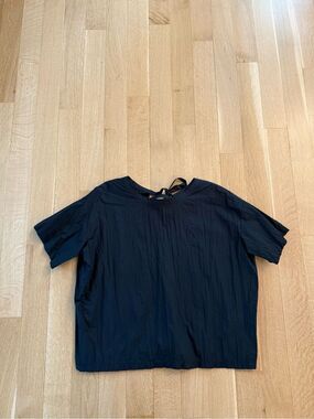 Women's Black Short-Sleeve Tie-Back Blouse